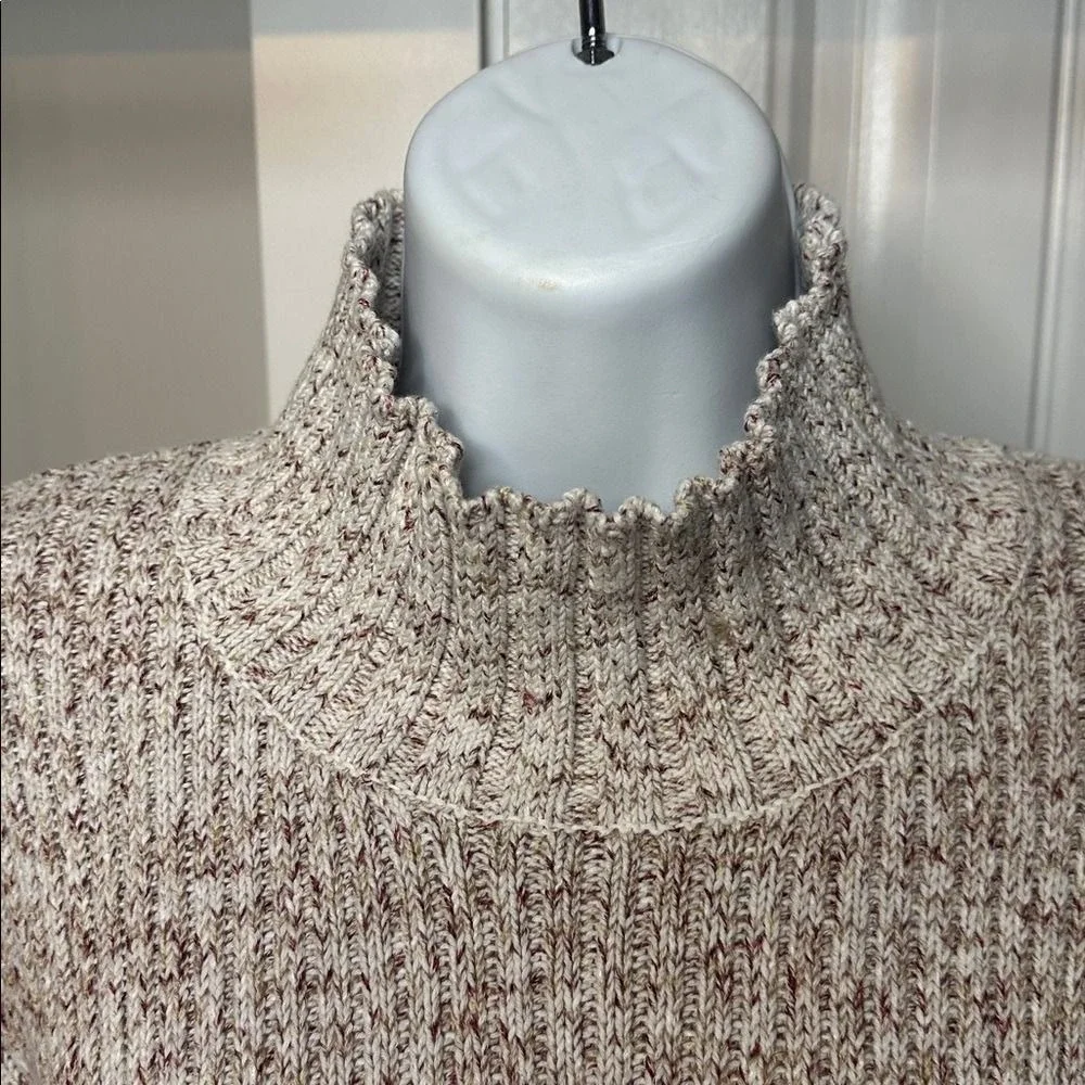 Free‎ People Beach Size Medium Cozy Beige Knit Turtleneck Sweater